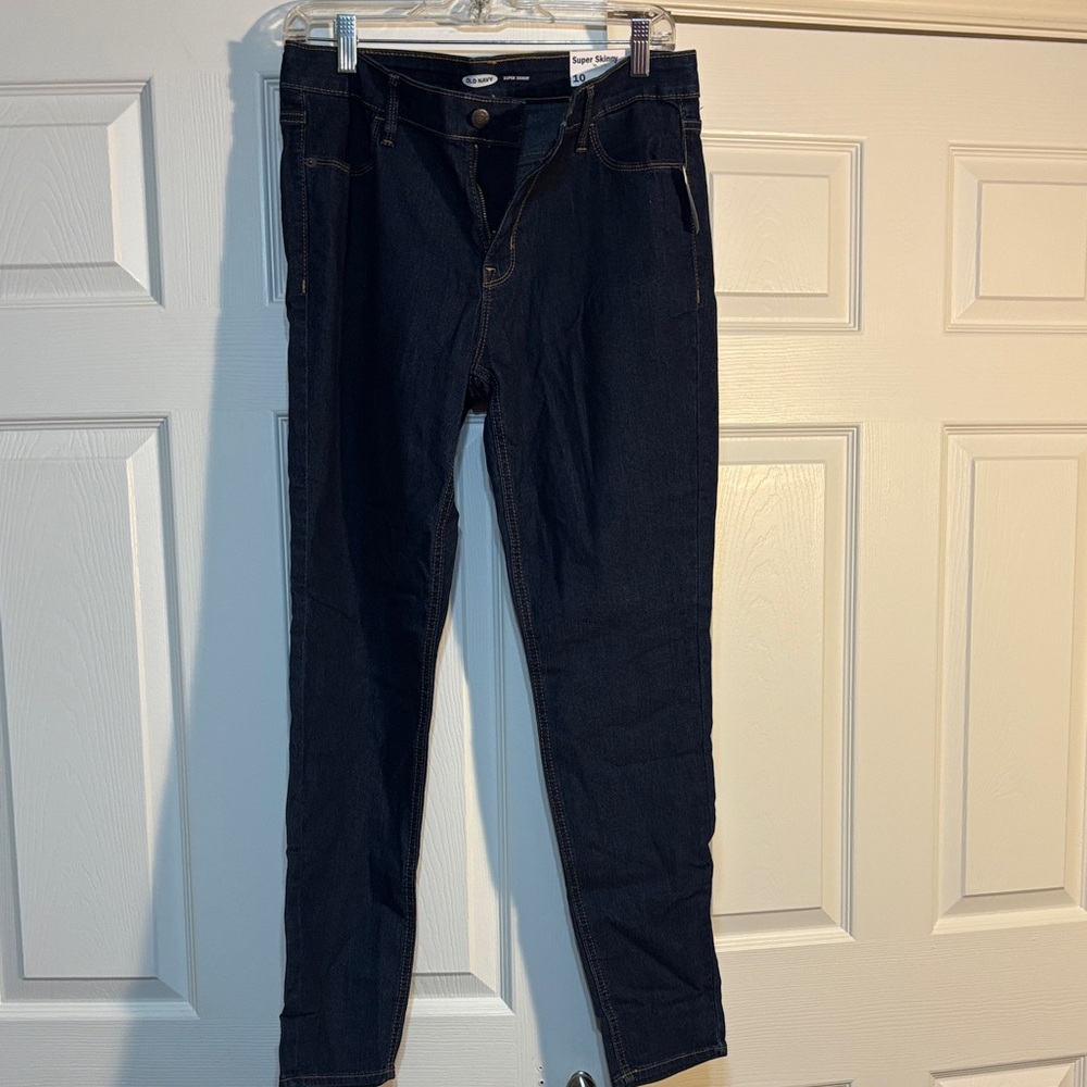 Old Navy Women’s Deep Indigo Skinny Jeans